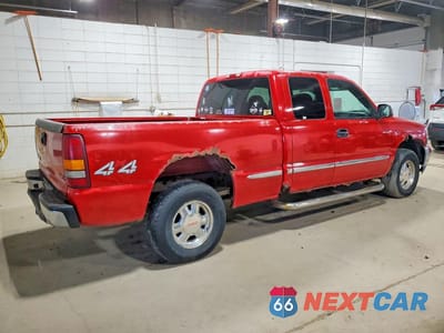 Trzecie zdjęcie samochodu z tyłu: 2002 GMC NEW SIERRA K1500 VIN:2GTEK19V521340286 - miniatura