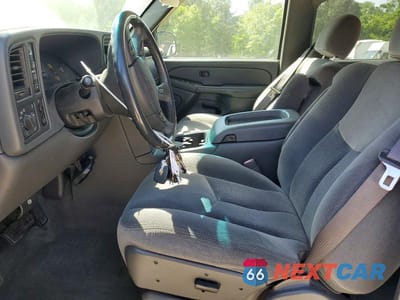 Zdjęcie 7 z 11 samochodu: 2005 GMC NEW SIERRA K3500 VIN:1GTJK33G85F816368 - miniatura