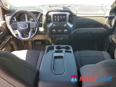 Zdjęcie 8 z 12 samochodu: 2023 GMC SIERRA K2500 SLE VIN:1GT49MEY2PF182501 - miniatura
