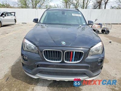 Piąte zdjęcie samochodu w środku: 2015 BMW X1 XDRIVE28I VIN:WBAVL1C56FVY39606 - miniatura