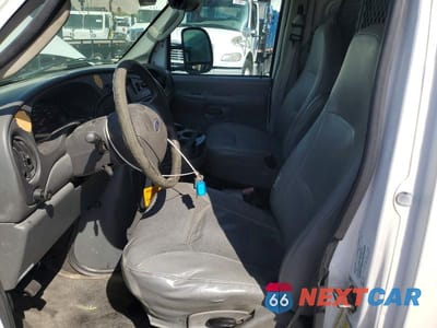 Zdjęcie 7 z 12 samochodu: 2006 FORD ECONOLINE E250 VAN VIN:1FTNS24W46DA41582 - miniatura
