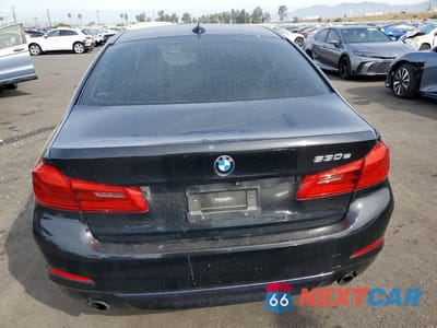 Zdjęcie 6 z 13 samochodu: 2018 BMW 530E VIN:WBAJA9C56JB034377 - miniatura