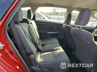 Zdjęcie 10 z 11 samochodu: 2014 TOYOTA PRIUS V TWO VIN:JTDZN3EU9EJ005981 - miniatura