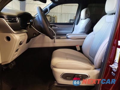 Zdjęcie 7 z 12 samochodu: 2025 JEEP WAGONEER SERIES II VIN:1C4SJVBP2SS533360 - miniatura