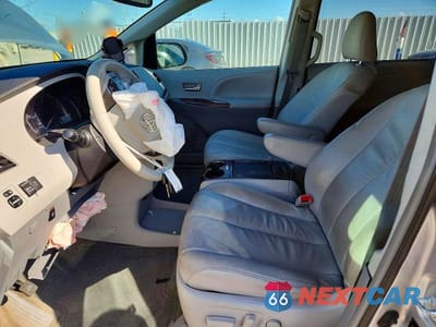 Zdjęcie 7 z 14 samochodu: 2011 TOYOTA SIENNA XLE 8-PASSENGER VIN:5TDYK3DC4BS149207 - miniatura