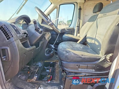 Zdjęcie 7 z 13 samochodu: 2014 RAM PROMASTER 2500 2500 HIGH VIN:3C6TRVCG5EE101341 - miniatura