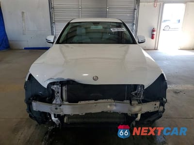 Piąte zdjęcie samochodu w środku: 2017 MERCEDES-BENZ C 300 VIN:55SWF4JB0HU222386 - miniatura