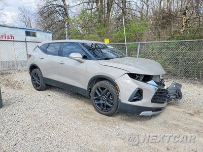 Czwarte zdjęcie samochodu z boku: 2021 CHEVROLET BLAZER 2LT VIN:3GNKBCRS1MS567610 - miniatura