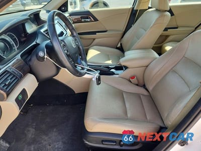 Zdjęcie 7 z 12 samochodu: 2017 HONDA ACCORD EXL VIN:1HGCR2F87HA141747 - miniatura
