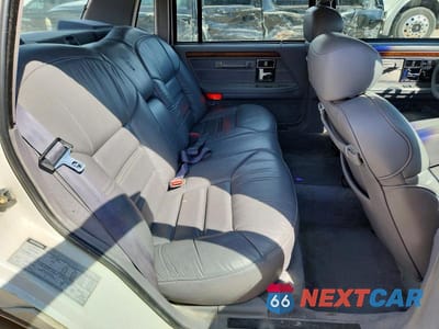 Zdjęcie 10 z 12 samochodu: 1993 LINCOLN CONTINENTL VIN:1LNLM9843PY652177 - miniatura