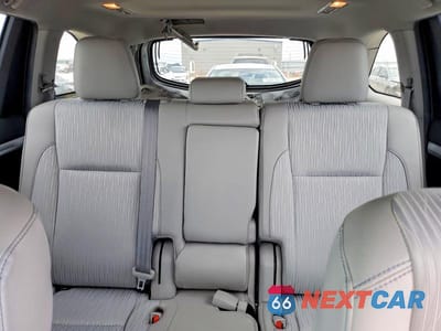 Zdjęcie 10 z 13 samochodu: 2019 TOYOTA HIGHLANDER LE PLUS VIN:5TDZZRFH8KS348336 - miniatura