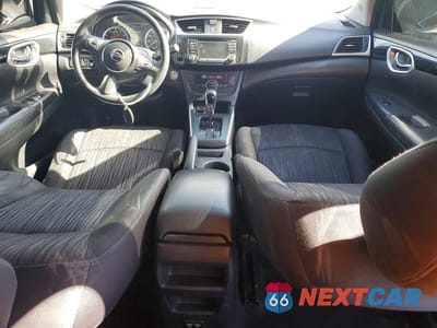 Zdjęcie 8 z 12 samochodu: 2018 NISSAN SENTRA SV VIN:3N1AB7AP3JL662746 - miniatura