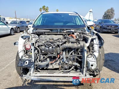Piąte zdjęcie samochodu w środku: 2022 TOYOTA RAV4 XLE PREMIUM VIN:2T3B6RFV4NW034329 - miniatura