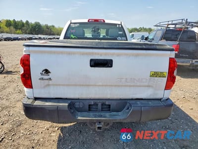Zdjęcie 6 z 12 samochodu: 2018 TOYOTA TUNDRA SR VIN:5TFUM5F16JX075667 - miniatura
