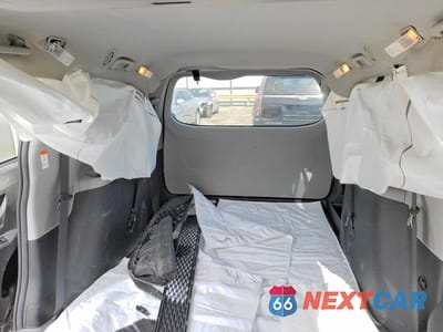 Zdjęcie 10 z 14 samochodu: 2017 TOYOTA SIENNA SE VIN:5TDXZ3DC7HS802418 - miniatura