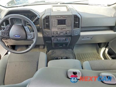 Zdjęcie 8 z 13 samochodu: 2018 FORD F150 VIN:1FTMF1EP3JKD35528 - miniatura