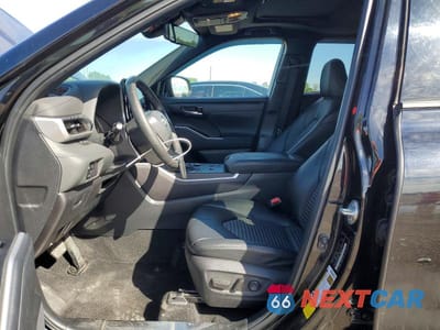 Zdjęcie 7 z 12 samochodu: 2024 TOYOTA HIGHLANDER XSE VIN:5TDKDRAH8RS530300 - miniatura