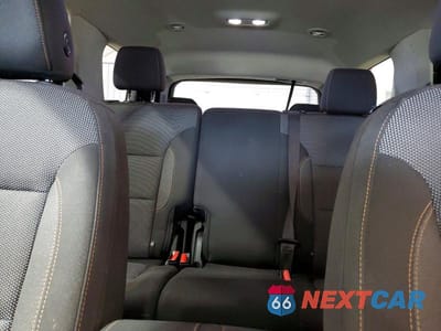 Zdjęcie 10 z 12 samochodu: 2019 CHEVROLET TRAVERSE LS VIN:1GNERFKW4KJ233240 - miniatura