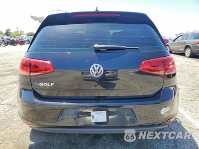 Zdjęcie 6 z 12 samochodu: 2016 VOLKSWAGEN E-GOLF SEL PREMIUM VIN:WVWPP7AU9GW903596 - miniatura