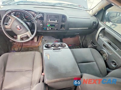 Zdjęcie 8 z 12 samochodu: 2011 GMC SIERRA K1500 SLE VIN:1GTR2VE37BZ240730 - miniatura
