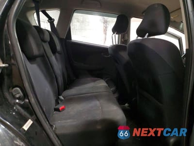 Zdjęcie 10 z 12 samochodu: 2013 HONDA FIT SPORT VIN:JHMGE8H51DC069846 - miniatura