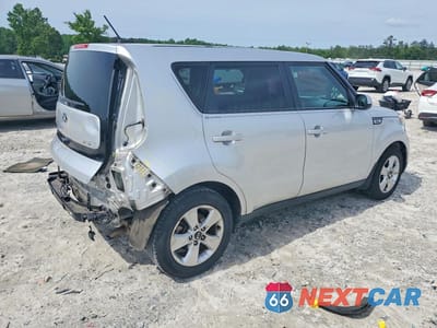 Trzecie zdjęcie samochodu z tyłu: 2019 KIA SOUL BASE VIN:KNDJN2A20K7698850 - miniatura