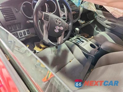 Zdjęcie 8 z 11 samochodu: 2012 TOYOTA TACOMA V6 VIN:5TFUU4EN4CX026226 - miniatura