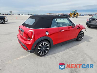 Trzecie zdjęcie samochodu z tyłu: 2024 MINI COOPER S VIN:WMW43DL00R3S14393 - miniatura