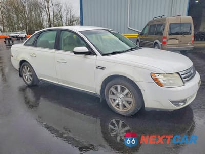 Czwarte zdjęcie samochodu z boku: 2008 FORD TAURUS VIN:1FAHP24W38G168930 - miniatura