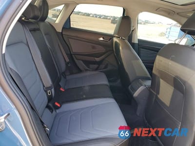 Zdjęcie 10 z 12 samochodu: 2025 VOLKSWAGEN JETTA SEL VIN:3VWGX7BU3SM042811 - miniatura