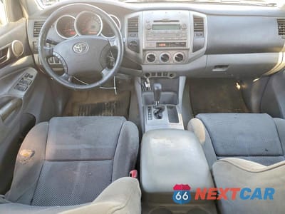Zdjęcie 8 z 12 samochodu: 2009 TOYOTA TACOMA DOUBLE CAB LONG BED VIN:3TMMU52N89M014119 - miniatura