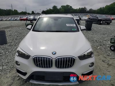 Piąte zdjęcie samochodu w środku: 2016 BMW X1 XDRIVE28I VIN:WBXHT3C39G5E56356 - miniatura