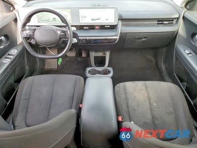 Zdjęcie 8 z 13 samochodu: 2022 HYUNDAI IONIQ 5 SE VIN:KM8KM4AE8NU056469 - miniatura