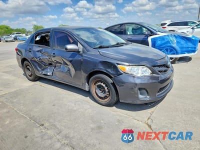 Czwarte zdjęcie samochodu z boku: 2011 TOYOTA COROLLA LE VIN:JTDBU4EE4B9154718 - miniatura