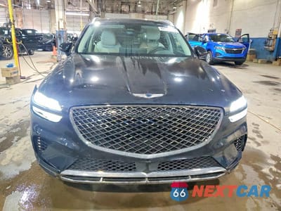 Piąte zdjęcie samochodu w środku: 2022 GENESIS GV70 2.5T STANDARD VIN:KMUMADTB9NU013698 - miniatura