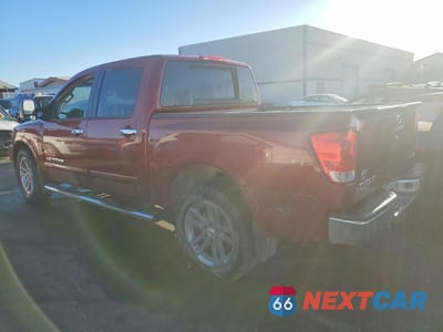 Drugie zdjęcie samochodu z przodu: 2014 NISSAN TITAN SV VIN:1N6AA0EC1EN501815 - miniatura