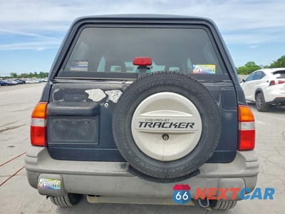Zdjęcie 6 z 12 samochodu: 2003 CHEV TRACKER VIN:2CNBE18C136908804 - miniatura