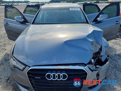 Zdjęcie 11 z 12 samochodu: 2014 AUDI A6 VIN:WAUFMAFCXEN118179 - miniatura