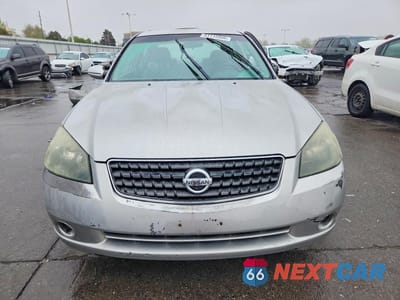 Piąte zdjęcie samochodu w środku: 2005 NISSAN ALTIMA 2.5 VIN:1N4AL11D45C179691 - miniatura