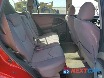 Zdjęcie 11 z 14 samochodu: 2006 TOYOTA RAV4 BASE VIN:JTMZD33V566001123 - miniatura