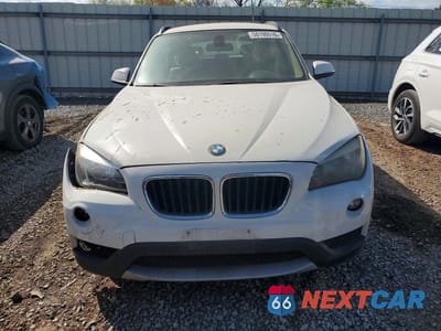 Piąte zdjęcie samochodu w środku: 2013 BMW X1 XDRIVE28I VIN:WBAVL1C52DVR83876 - miniatura