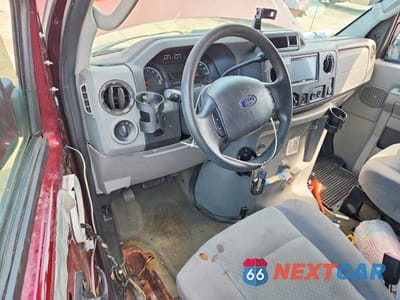 Zdjęcie 8 z 13 samochodu: 2011 FORD ECONOLINE E350 VIN:1FBNE3BL9BDB34327 - miniatura