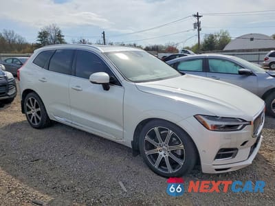 Czwarte zdjęcie samochodu z boku: 2018 VOLVO XC60 T8 INSCRIPTION VIN:YV4BR0DL3J1010159 - miniatura