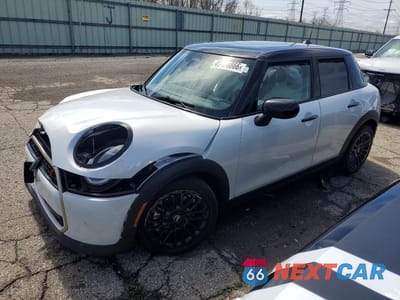 2025 MINI COOPER S WMW53GD08S2W88625 - główne zdjęcie licytacji z USA - miniatura