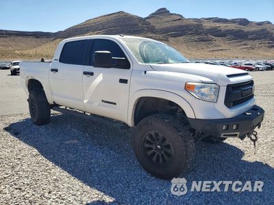 Czwarte zdjęcie samochodu z boku: 2017 TOYOTA TUNDRA LIMITED VIN:5TFHW5F14HX649690 - miniatura