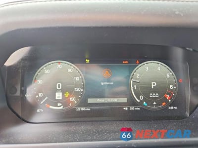 Zdjęcie 9 z 11 samochodu: 2024 LAND ROVER DEFENDER 110 S VIN:SALEJ7EU4R2352550 - miniatura