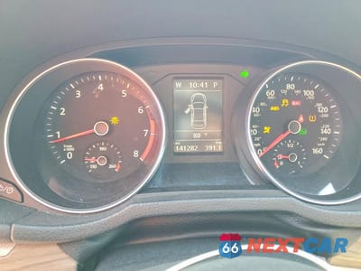 Zdjęcie 9 z 12 samochodu: 2016 VOLKSWAGEN PASSAT SE VIN:1VWBT7A3XGC048970 - miniatura