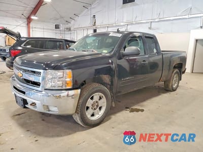 2013 CHEVROLET SILVERADO K1500 LT 1GCRKSE72DZ346622 - główne zdjęcie licytacji z USA - miniatura