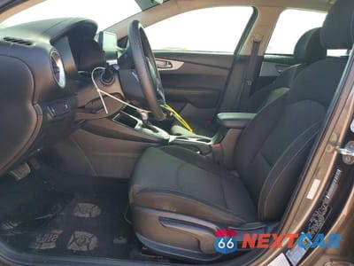 Zdjęcie 7 z 12 samochodu: 2022 KIA FORTE LXS VIN:3KPF24AD6NE437030 - miniatura