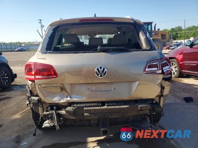 Zdjęcie 6 z 14 samochodu: 2016 VOLKSWAGEN TOUAREG SPORT VIN:WVGEF9BP7GD009988 - miniatura
